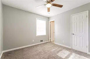 942 Majesty Ln, Morrow, GA 30260 - Photo 18