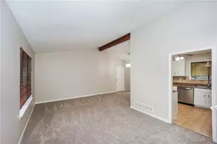 8970 Saddlewood Dr, Jonesboro, GA 30238 - Photo 4