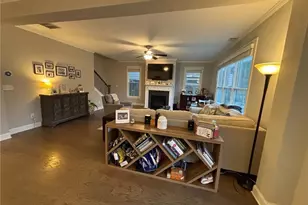 2086 Garrison Wy NW, Atlanta, GA 30318 - Photo 18