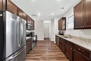 11061 Shadow Ct, Hampton, GA 30228 - Photo 8