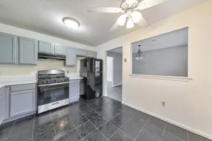 961 Redan Trce, Stone Mountain, GA 30088 - Photo 10