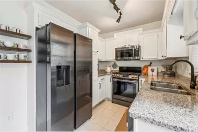 7500 Roswell Road #24, Sandy Springs, GA 30350 - Photo 12