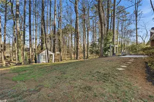 566 Sugar Valley Ln SE, Conyers, GA 30094 - Photo 26