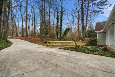 1715 Hidden Hollow Court SW, Conyers, GA 30094 - Photo 32