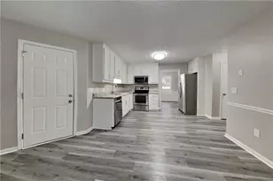 275 Grayson Manor Dr, Loganville, GA 30052 - Photo 4