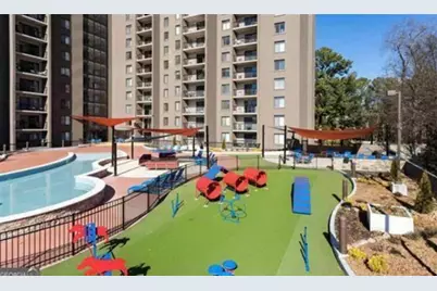 3833 Peachtree Road NE #1111, Brookhaven, GA 30319 - Photo 4