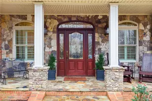 335 Laurel Pl Dr, Cornelia, GA 30531 - Photo 2