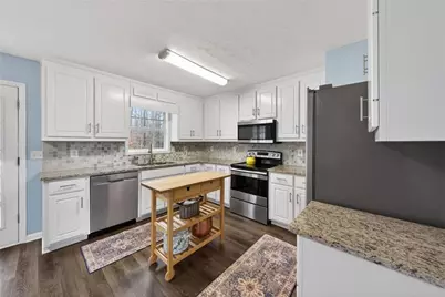 150 Elkgrove Drive, Auburn, GA 30011 - Photo 8