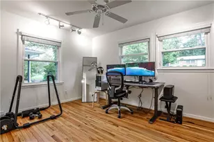 1010 Greenbriar Cir, Decatur, GA 30033 - Photo 14