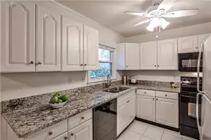 1010 Greenbriar Cir, Decatur, GA 30033 - Photo 10