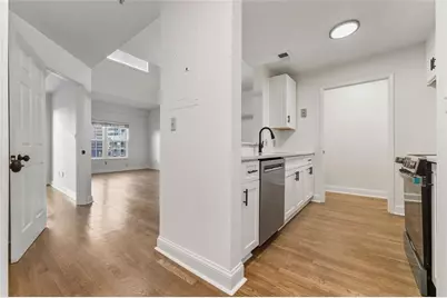 1075 Peachtree Walk NE #506, Atlanta, GA 30309 - Photo 4
