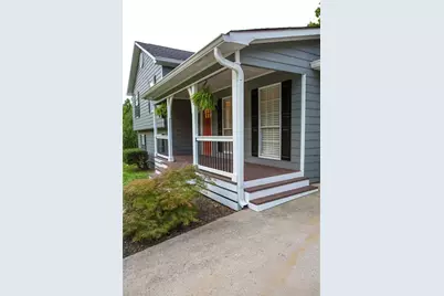 5270 Oaks Landing Court, Sugar Hill, GA 30518 - Photo 4