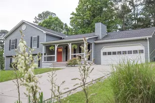 5270 Oaks Landing Ct, Sugar Hill, GA 30518 - Photo 2