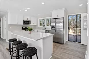 2535 Lakewood Ave SW, Atlanta, GA 30315 - Photo 8