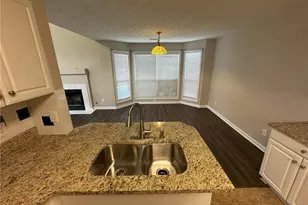 13357 Aventide Ln, Alpharetta, GA 30004 - Photo 8