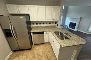 13357 Aventide Ln, Alpharetta, GA 30004 - Photo 4
