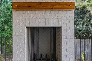 1051 Colony Dr, Alpharetta, GA 30009 - Photo 10