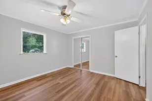 3724 Chavers Pl, Stone Mountain, GA 30083 - Photo 32