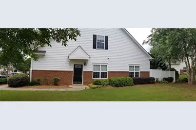 2381 Suwanee Pointe Drive, Lawrenceville, GA 30043 - Photo 8