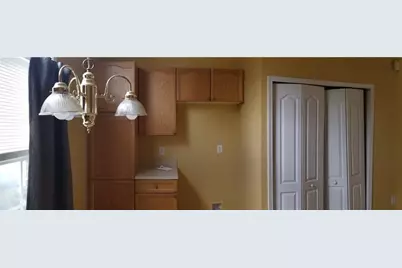 2381 Suwanee Pointe Drive, Lawrenceville, GA 30043 - Photo 4