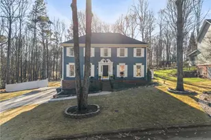 1498 Summer Hollow Trail, Lawrenceville, GA 30043 - Photo 4