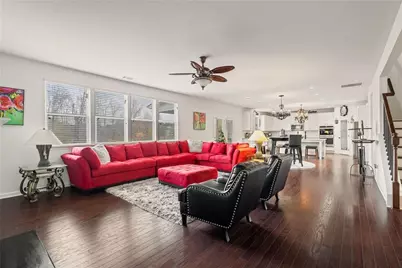 7905 Brewton Creek Drive, Cumming, GA 30028 - Photo 12