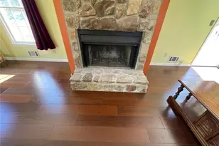 156 Plantation Trce, Woodstock, GA 30188 - Photo 2