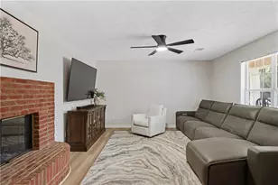 4983 Eagles Nest Ct, Loganville, GA 30052 - Photo 4