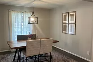 172 Thompson Pl, Gainesville, GA 30506 - Photo 2