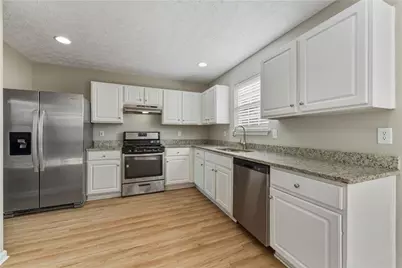 7570 Old Field Cove Road, Cumming, GA 30028 - Photo 6