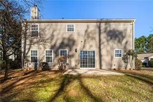 7570 Old Field Cove Rd, Cumming, GA 30028 - Photo 18