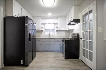 660 Dozier Drive, Marietta, GA 30066 - Photo 8