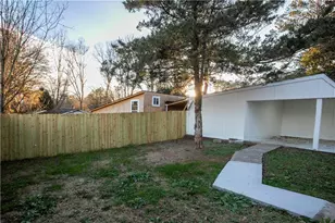 660 Dozier Dr, Marietta, GA 30066 - Photo 24