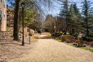 10 Perimeter Summit Blvd NE, Brookhaven, GA 30319 - Photo 22