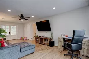 1201 Holly Hills Dr SW, Lilburn, GA 30047 - Photo 22