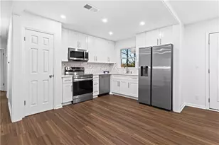 2304 S Hairston Rd, Decatur, GA 30035 - Photo 4