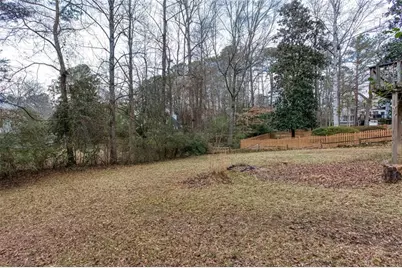 1066 Foreststone Way SW, Marietta, GA 30064 - Photo 48
