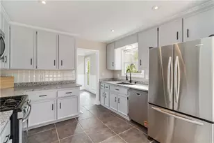 3230 Cedar Bluff Dr NE, Marietta, GA 30062 - Photo 10