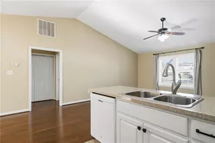 3013 Bentley Park Cir, Gainesville, GA 30504 - Photo 12