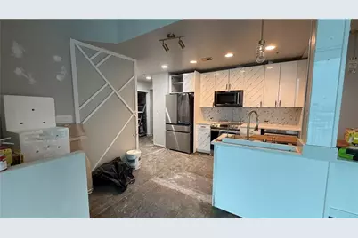 3324 Peachtree Road NE #1018, Atlanta, GA 30326 - Photo 24