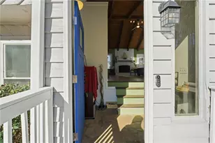 3981 Lookout Point Dr, Marietta, GA 30066 - Photo 8