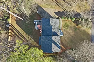 3981 Lookout Point Dr, Marietta, GA 30066 - Photo 4