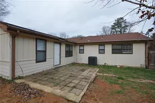 692 Davis Rd, Lawrenceville, GA 30046 - Photo 32