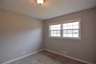 692 Davis Rd, Lawrenceville, GA 30046 - Photo 16