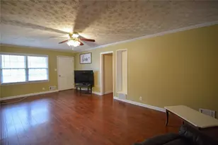 692 Davis Rd, Lawrenceville, GA 30046 - Photo 6