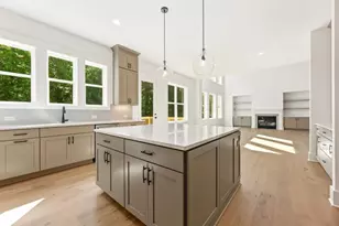 9135 Greenway Ct, Gainesville, GA 30506 - Photo 12