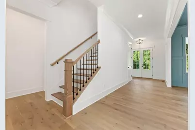 9135 Greenway Court, Gainesville, GA 30506 - Photo 4