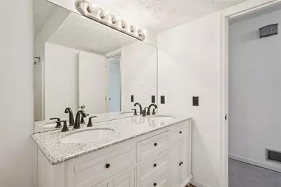 2155 Deep Woods Way, Marietta, GA 30062 - Photo 32