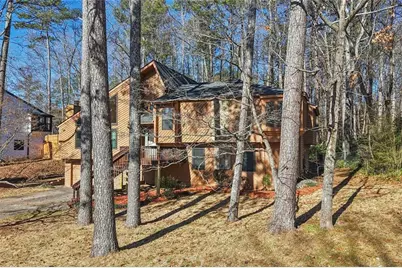 2155 Deep Woods Way, Marietta, GA 30062 - Photo 4