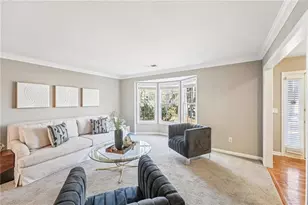 52 Bridle Ln, Marietta, GA 30068 - Photo 2